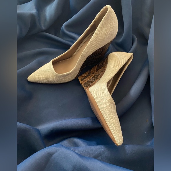 Burberry Prorsum Ivory Snake Skin Wedge Heels - Picture 1 of 5